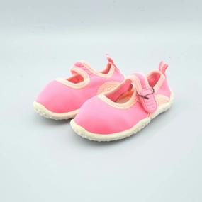 AMERICAN BRAND . Sandals Royal Caribbean