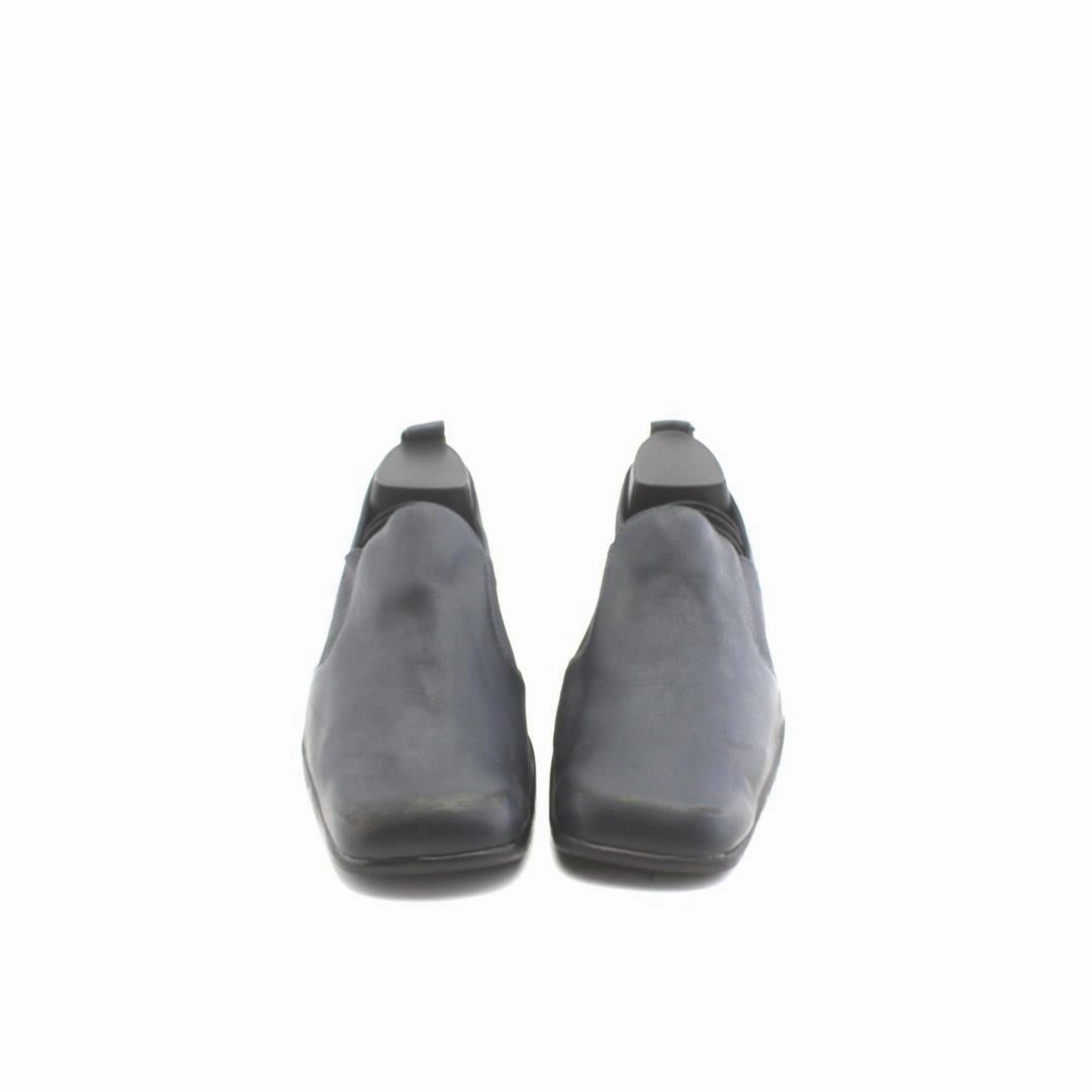 EASY SPIRIT . High Heel Femdom