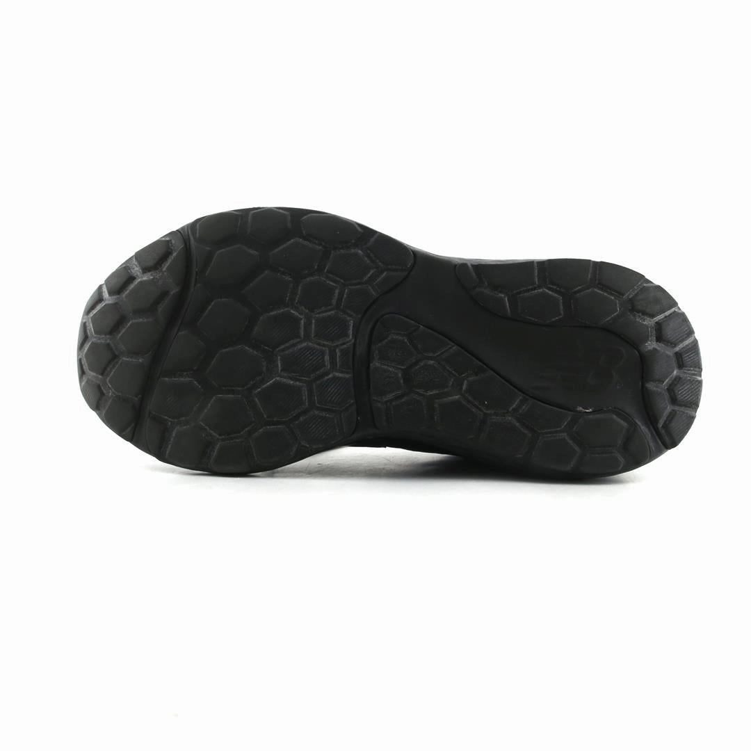 New Balance 2002r Navy Grey NEW BALANCE 520V7