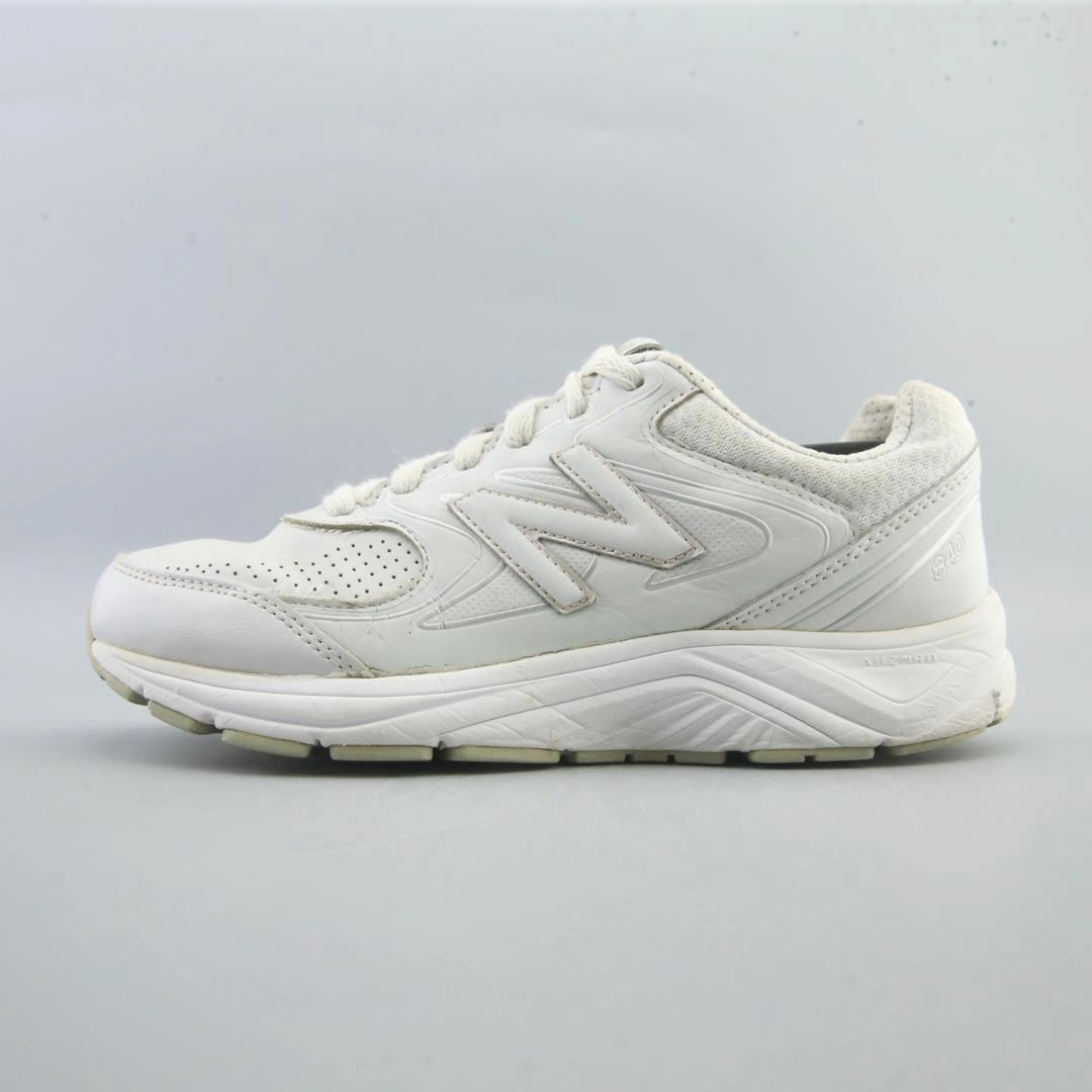 New Balance Girls Softball Cleats NEW BALANCE 840V2