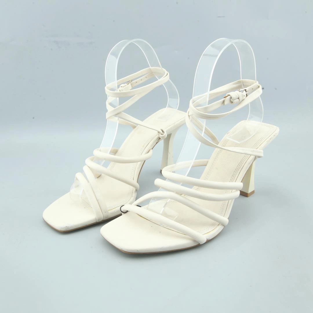 High Heels Snake STRADIVARIUS .