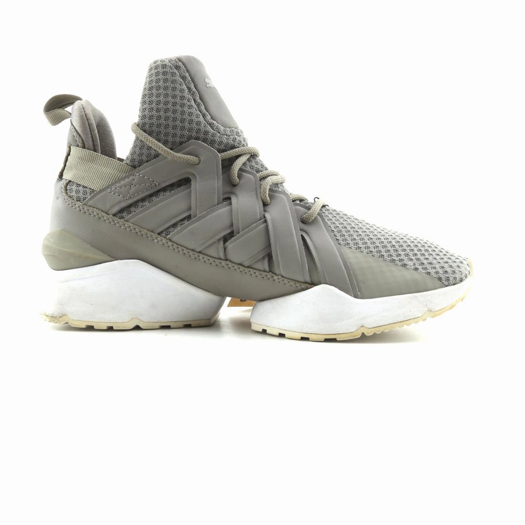 PUMA MUSE ECHO Dog In Running Shoes