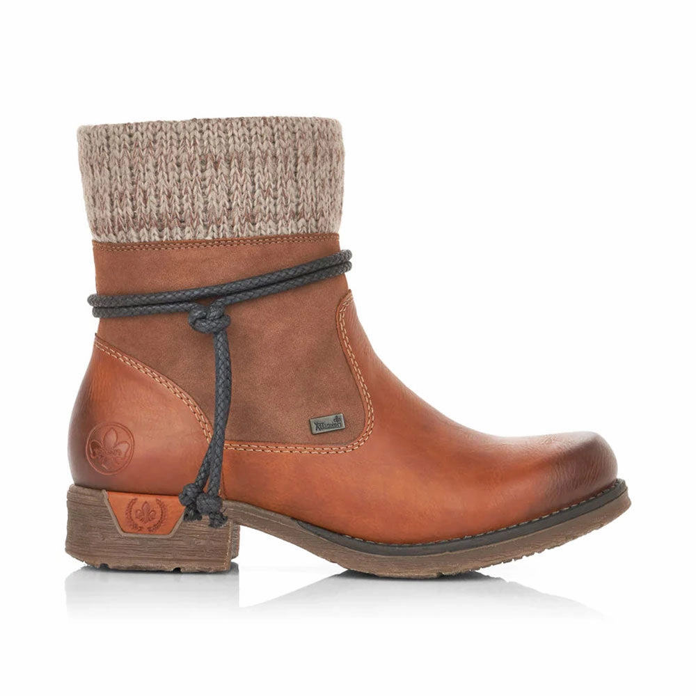 79688 Chunky Knee High Boots