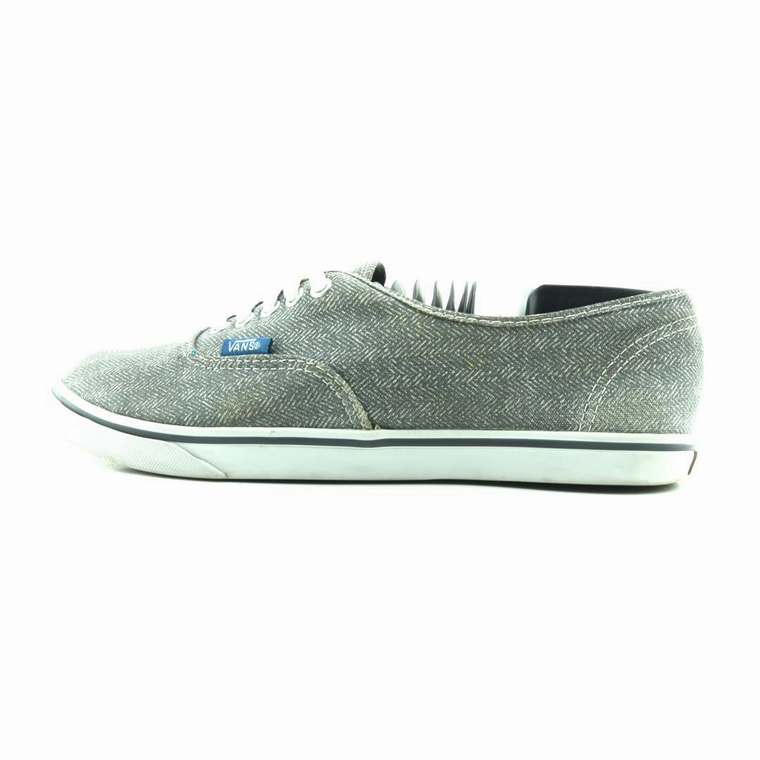 VANS AUTHENTIC Steve Madden Casual Dress Shoes