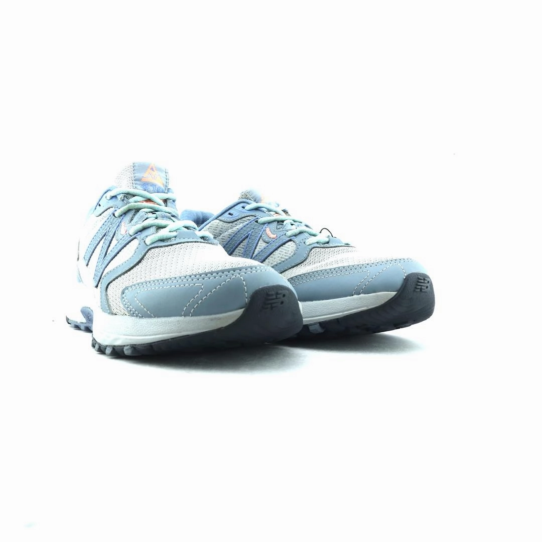 New Balance Gray Silver NEW BALANCE 410V7