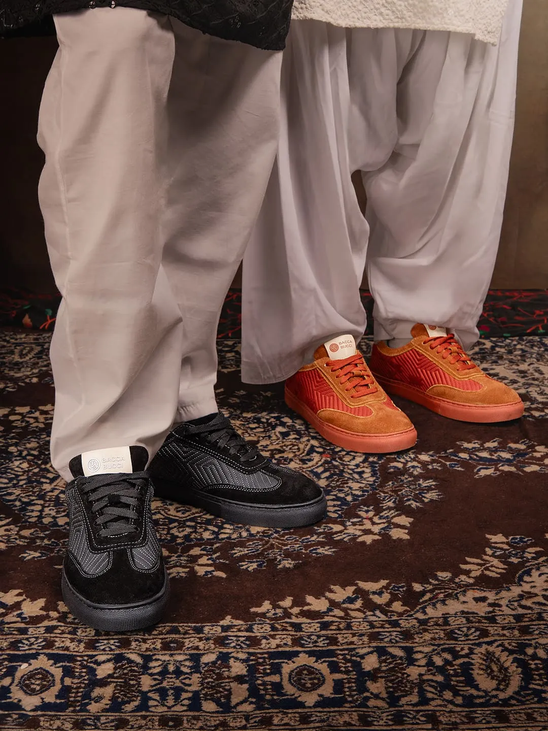 Casual Shoes To Wear With Wide Leg Jeans RANGREZA ETHNIC by Bacca Bucci