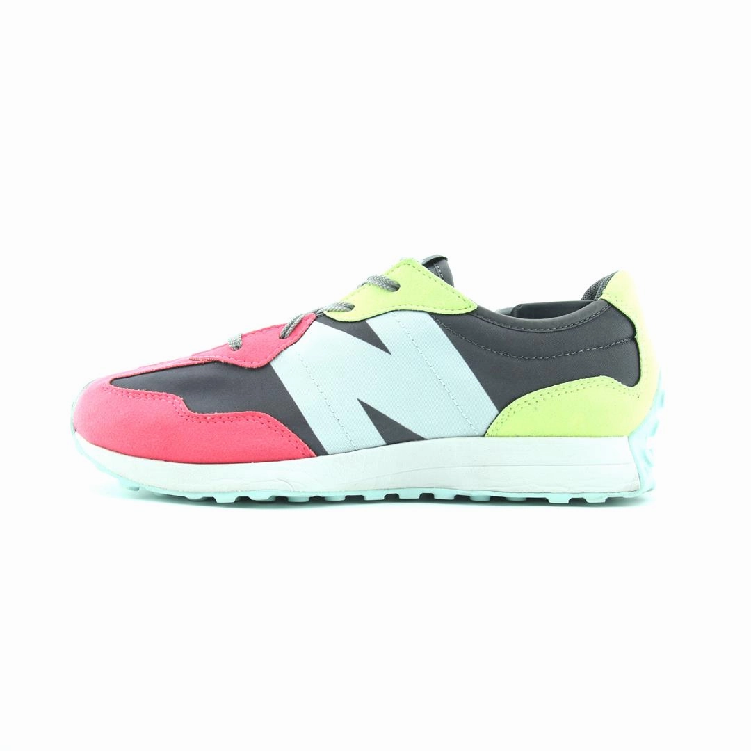 NEW BALANCE 327 New Balance 9060 Women's Size 5
