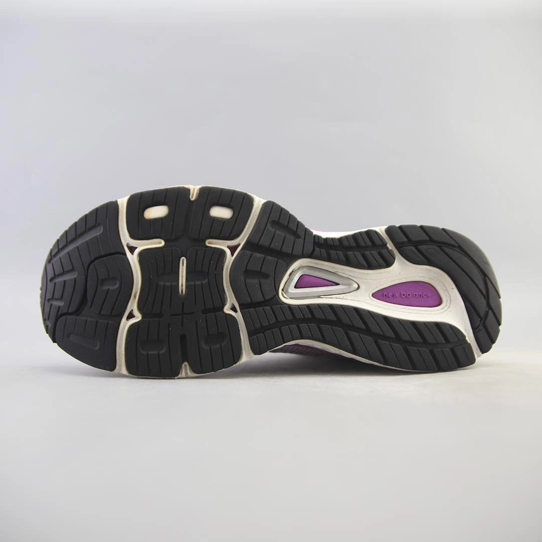 New Balance 475 Men NEW BALANCE 880V9