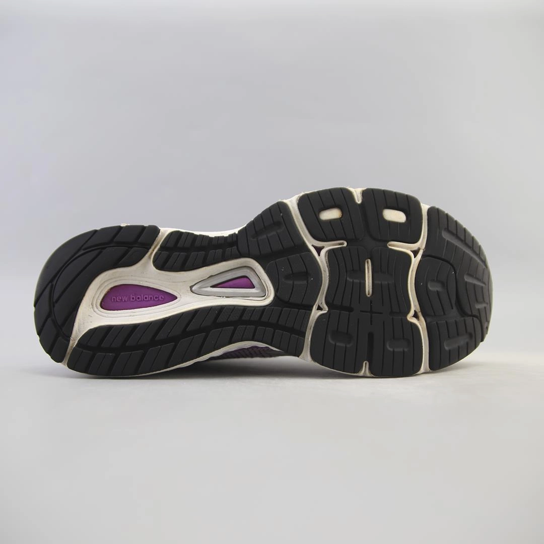 NEW BALANCE 880V9 New Balance 57 40 White Black