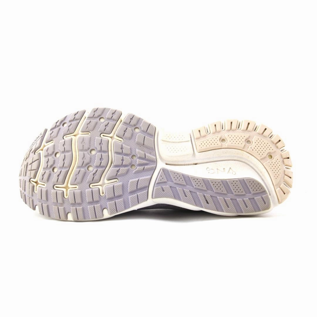 BROOKS TRANSMIT 3 Top Rated Running Shoes For Heavy Runners