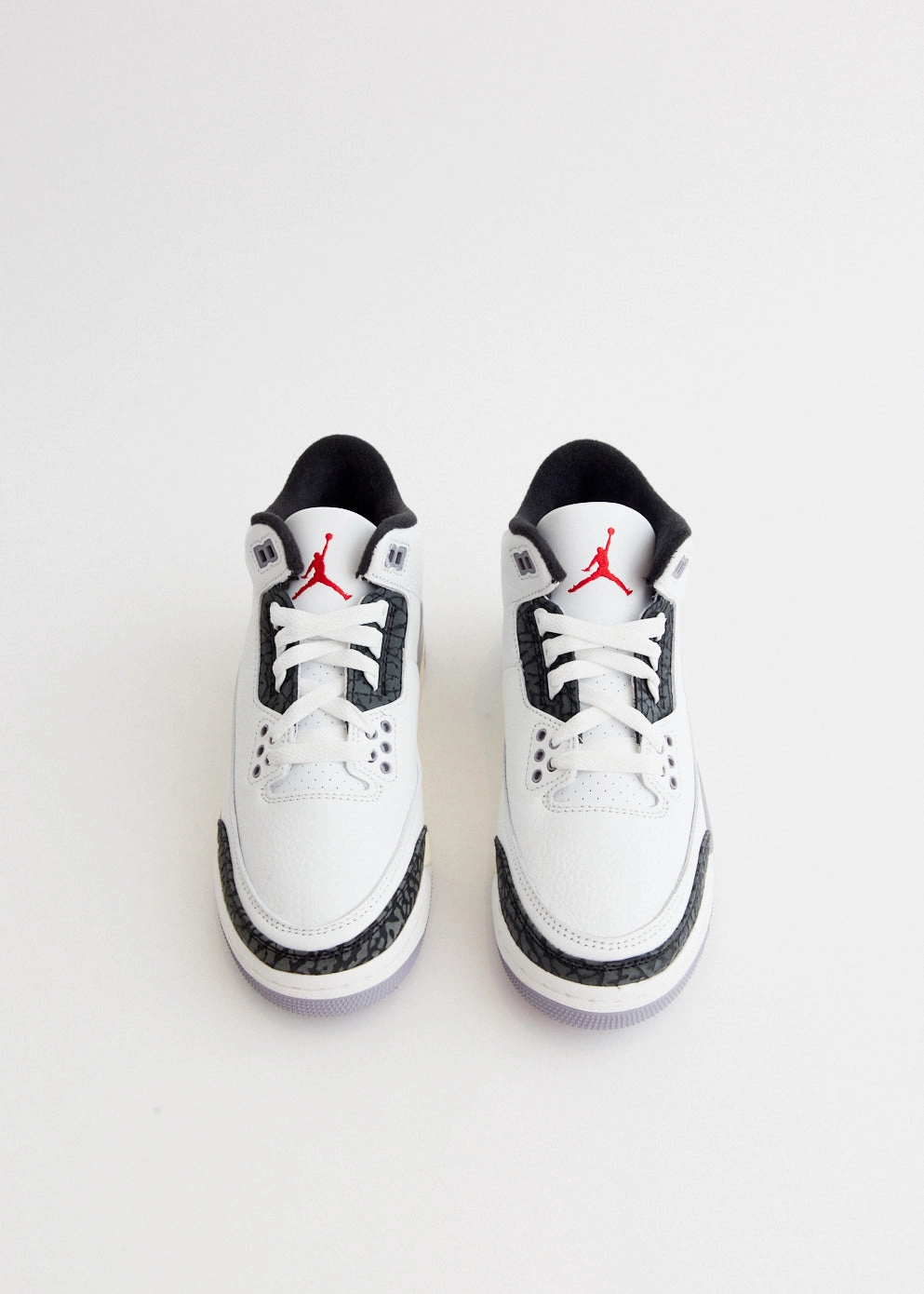 Sneakers Lifestyle Air Jordan 3 Retro 'Cement Grey' Sneakers (GS)
