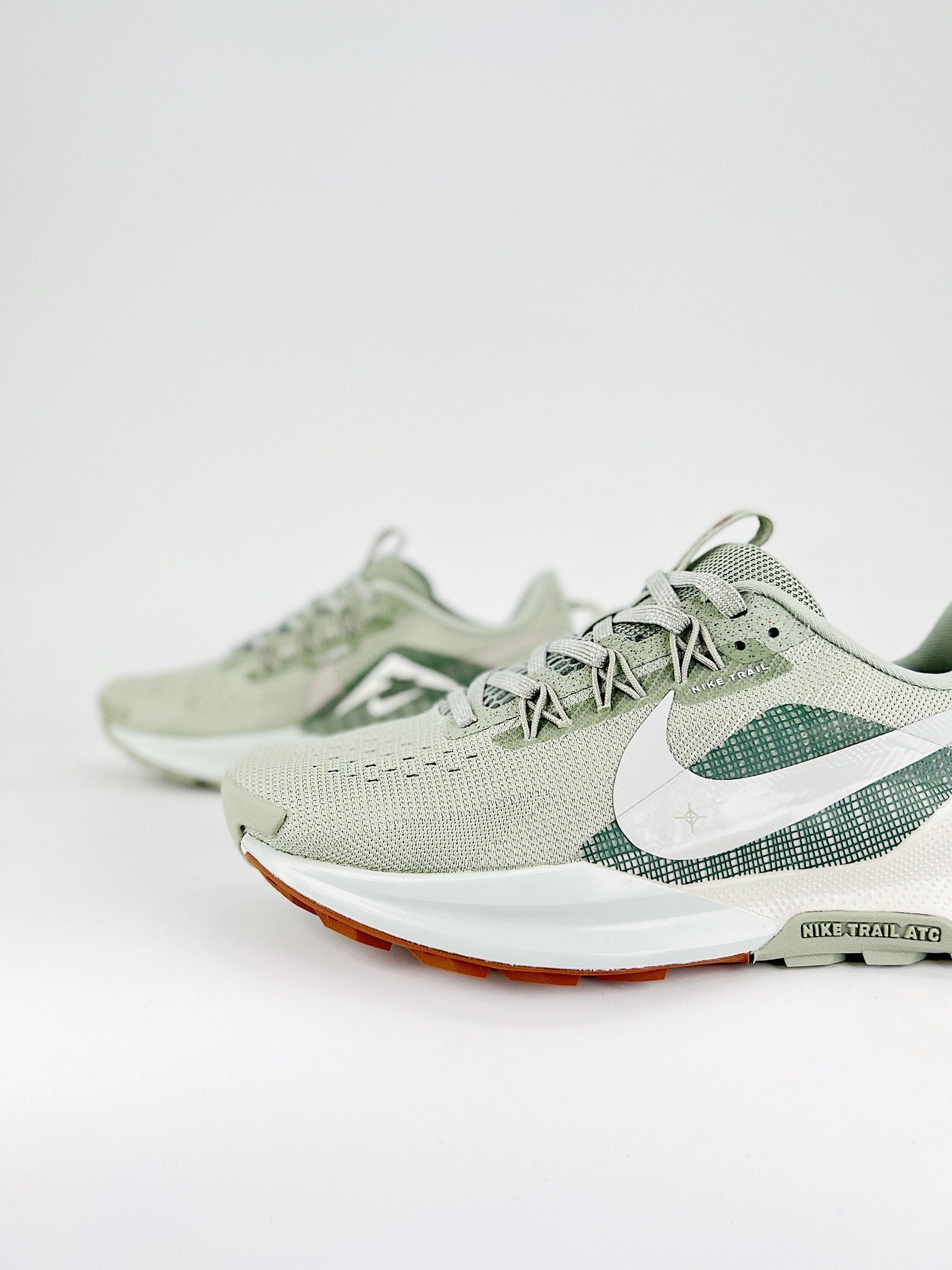 Off White X Nike Shoes Nike Pegasus Trail 5