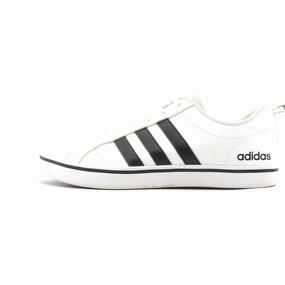 Insulated Casual Shoes ADIDAS .