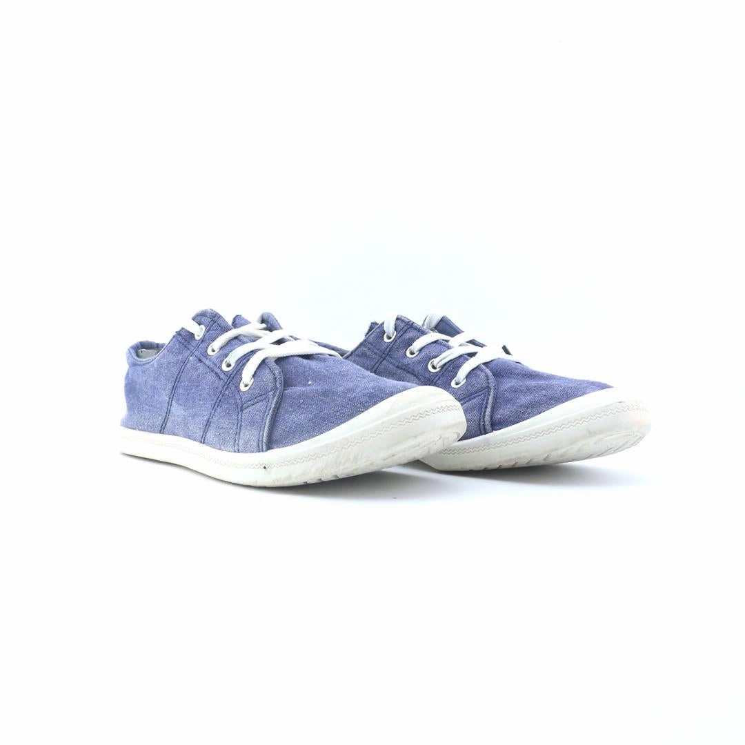 AMERICAN BRAND . Mochi Casual Shoes