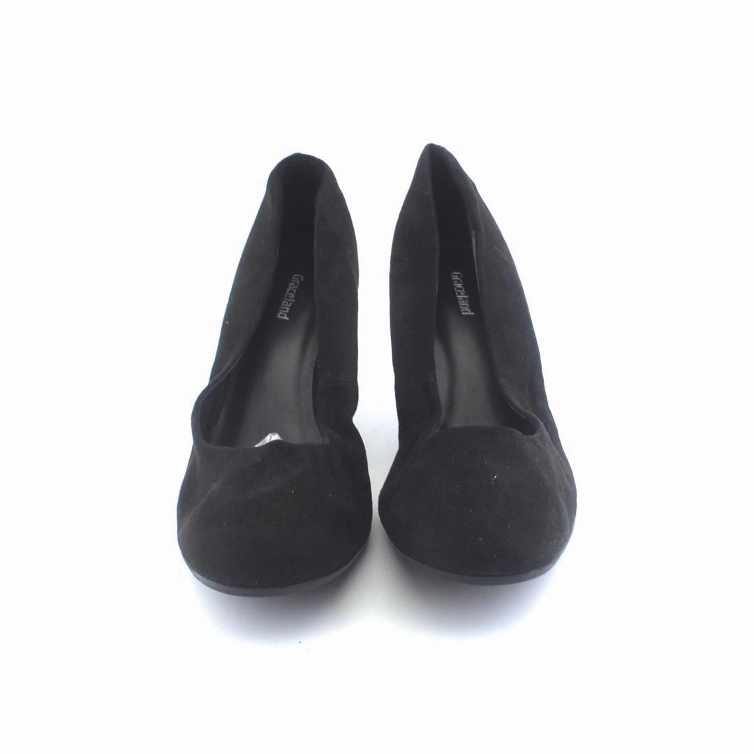 GRACELAND  . Sweatpants With High Heels