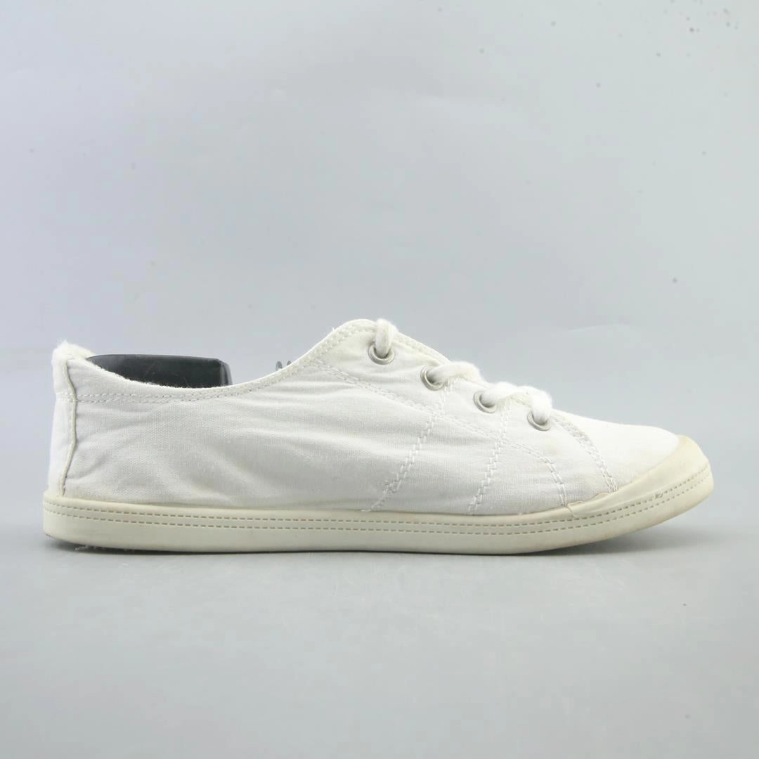 I.D.REQUIRED . Casual Slip Resistant Shoes