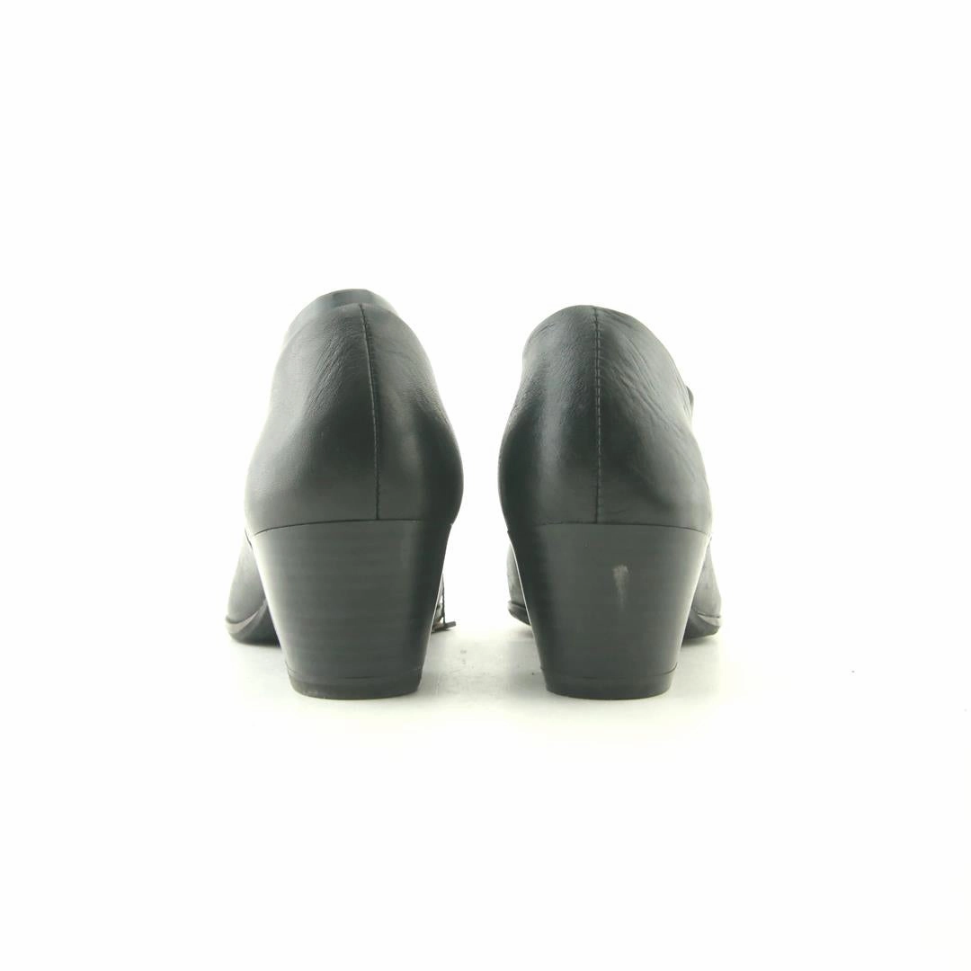 High Heels Wikipedia TAMARIS .