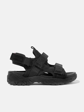 Kids Trailgrip Vela Sandals in Black Sandals And Swords 2