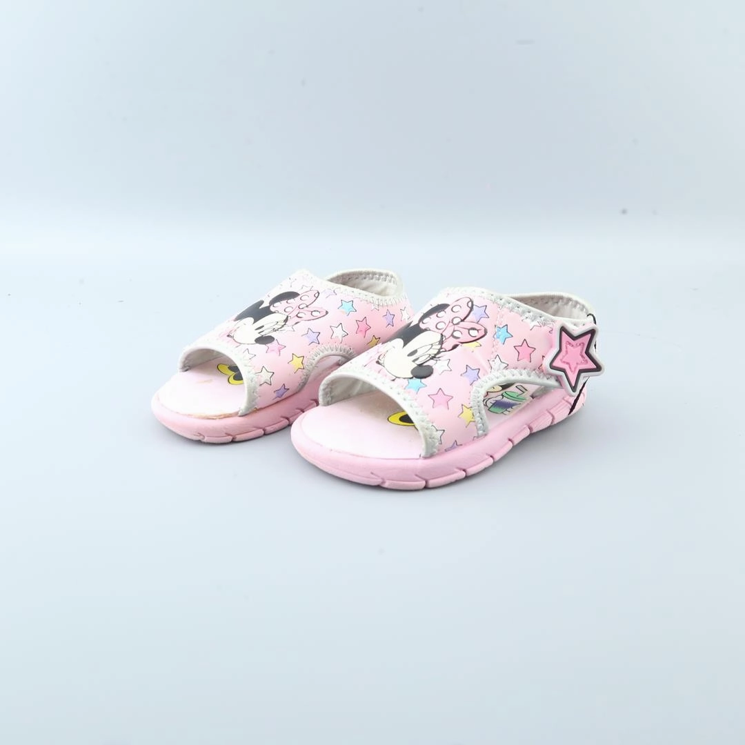 AMERICAN BRAND . Giantess Sandals