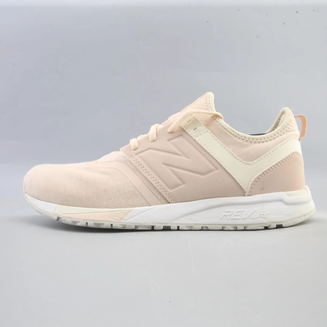 New Balance 327 Light Sand NEW BALANCE 247