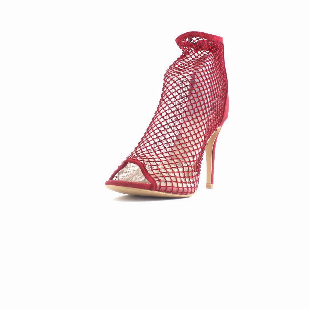 Brendon Urie High Heels BISOU BISOU .