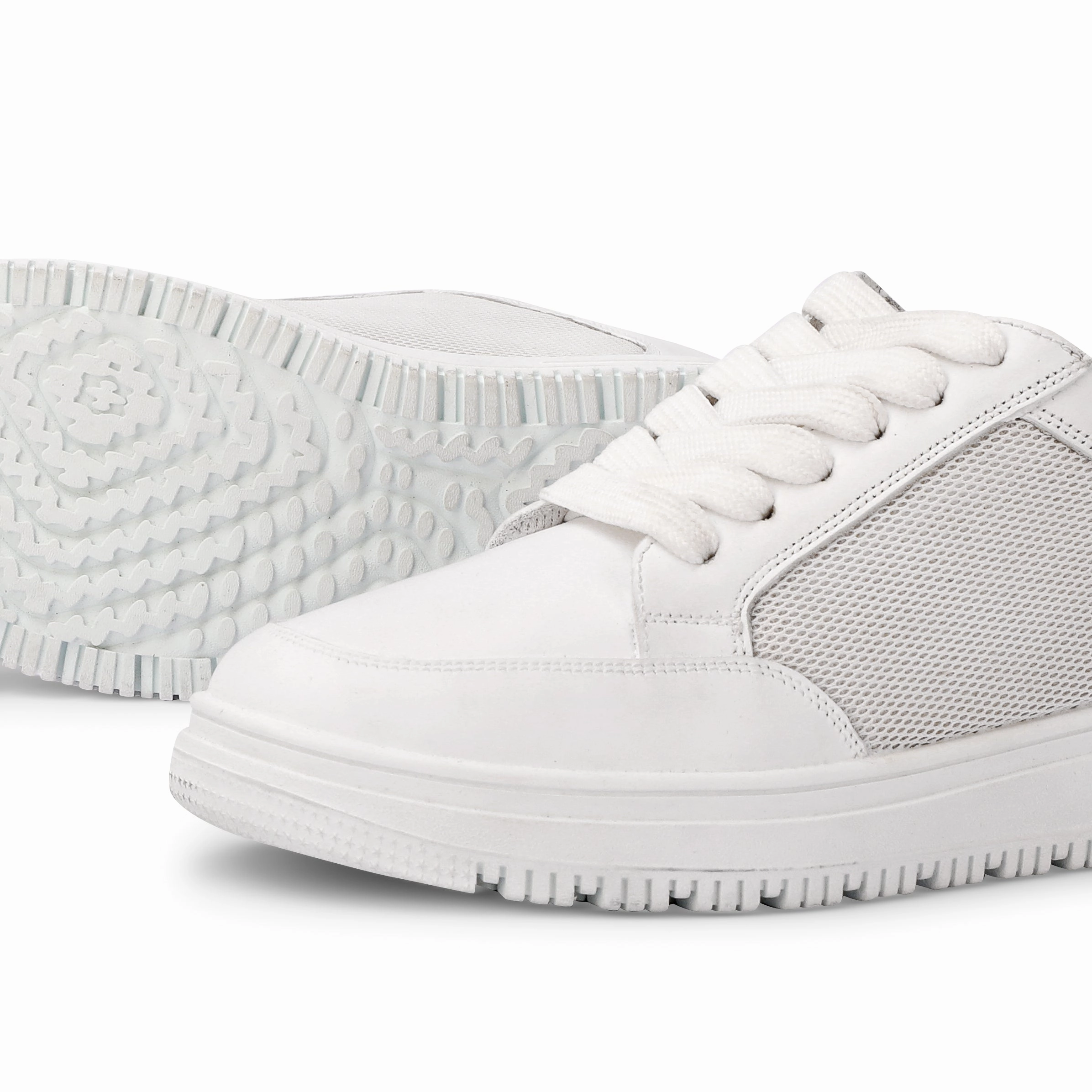 Ivory Mesh Sneakers Retro