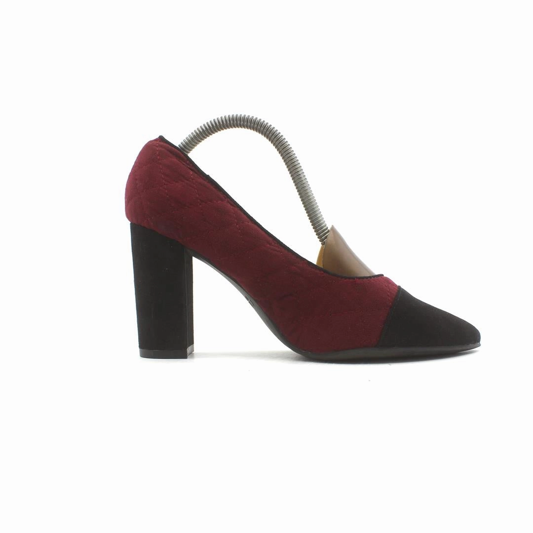 Dresses With High Heels JACLYN SMITH .