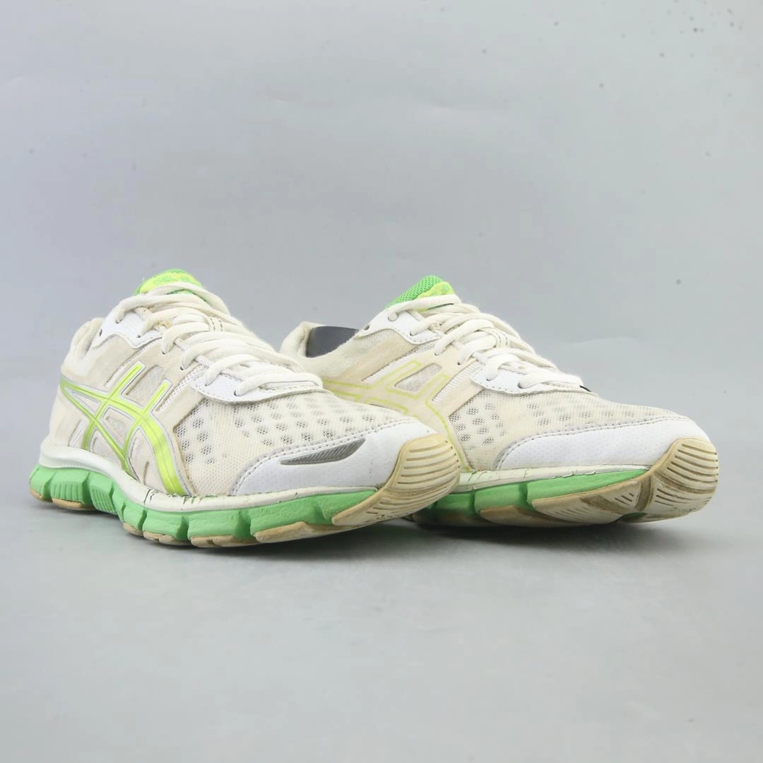 ASICS GEL BLUR 33 Best Wide Toe Box Running Shoes