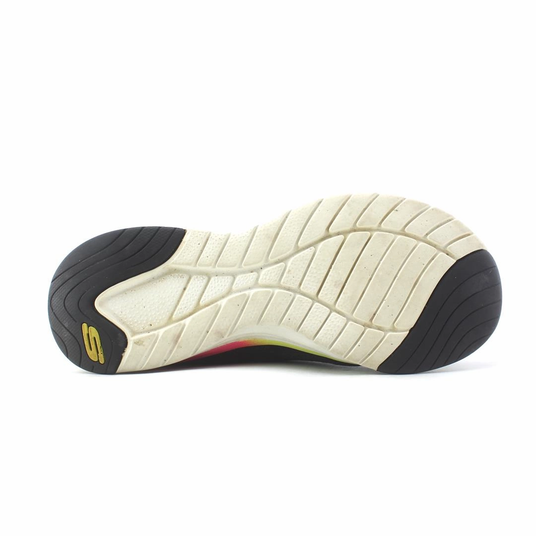 SKECHERS LIGHT WEIGHT Running Shoes For Everyday Use