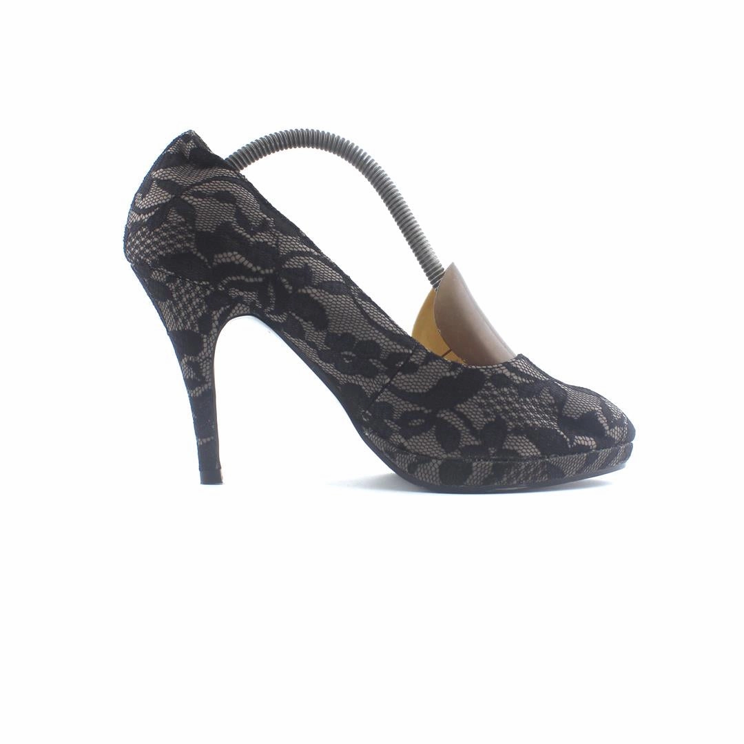 TAMARIS . The Highest High Heel