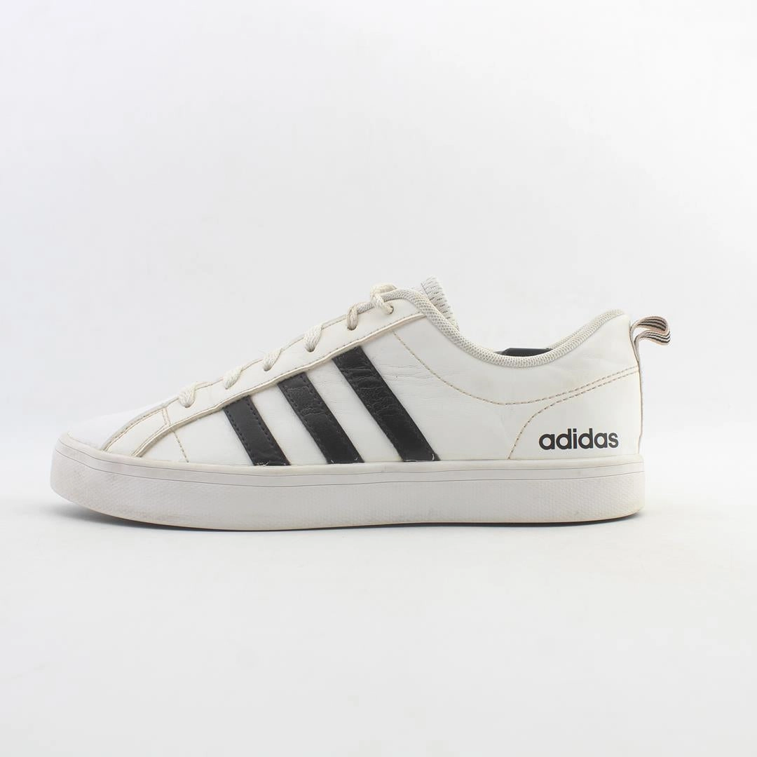 Air Force 2 Sneakers ADIDAS .