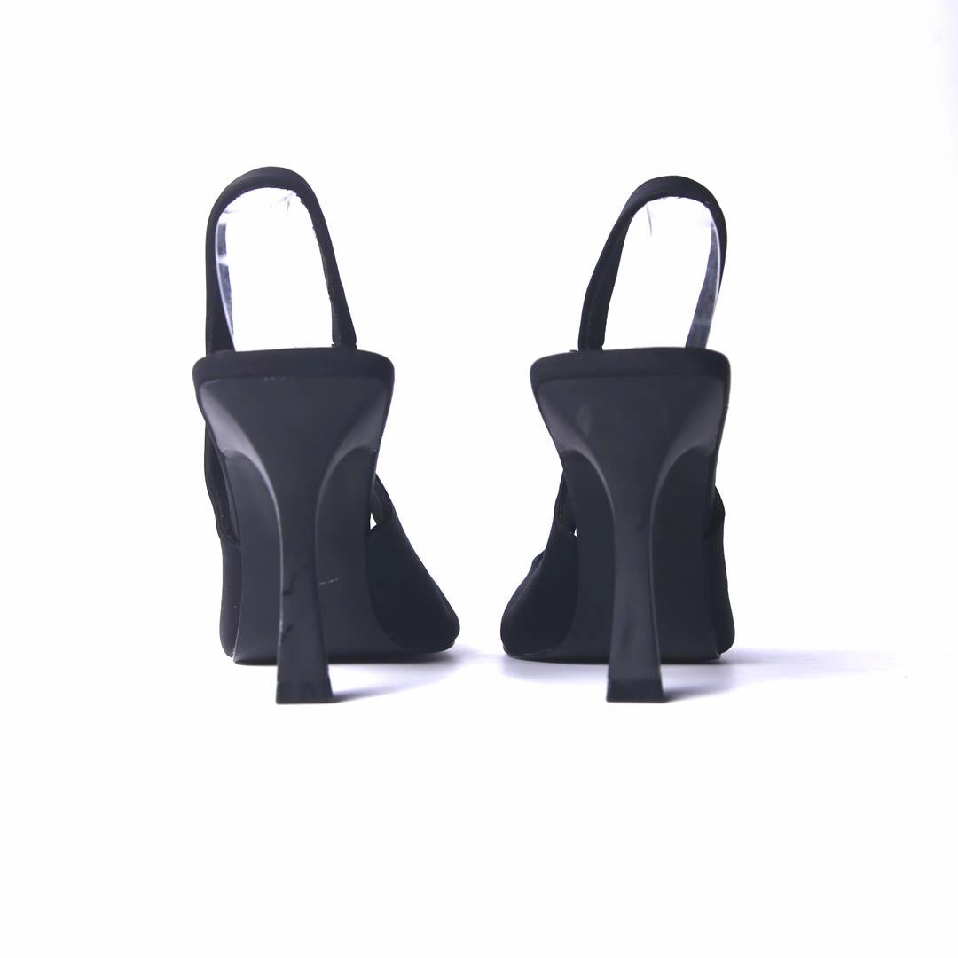 STRADIVARIUS . Thick High Heel Shoes