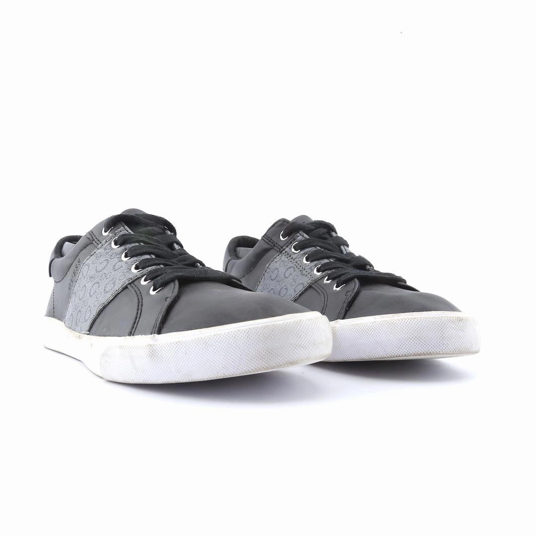 GUESS . Nature 5 Lo Leather Casual Shoes