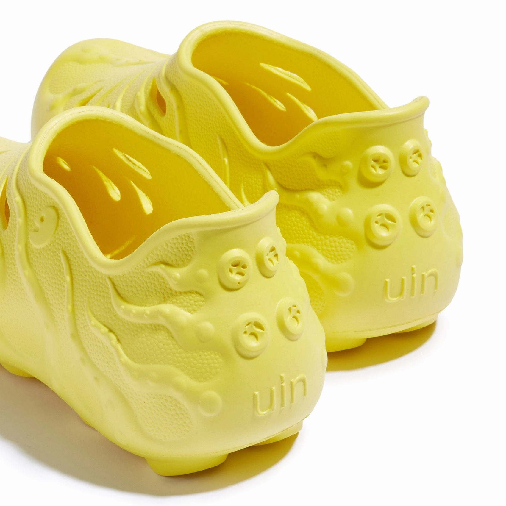 Maize Yellow Octopus II Women Capri Sandals
