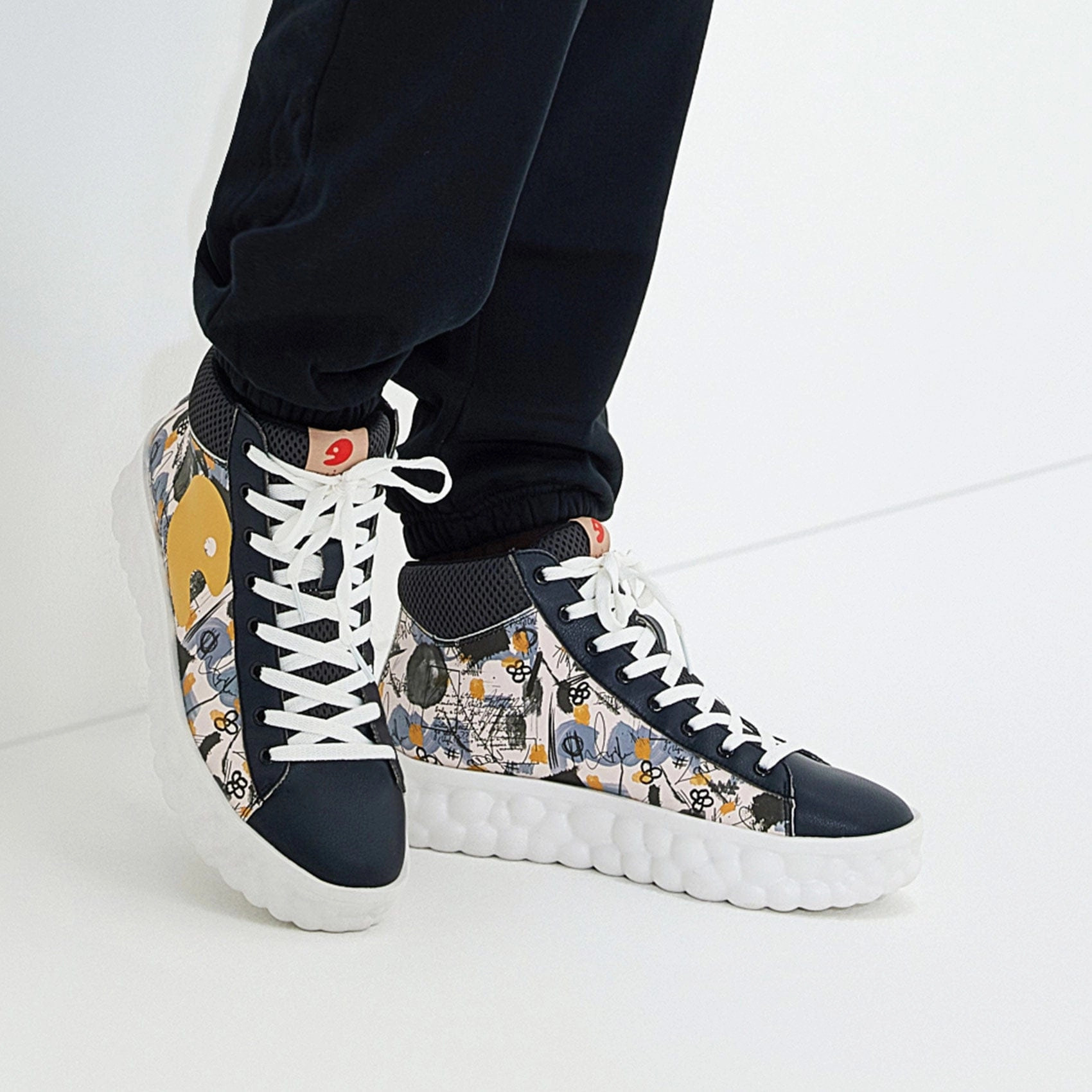 Boots With Thick Socks Manuscript 2 Las Ramblas V Men