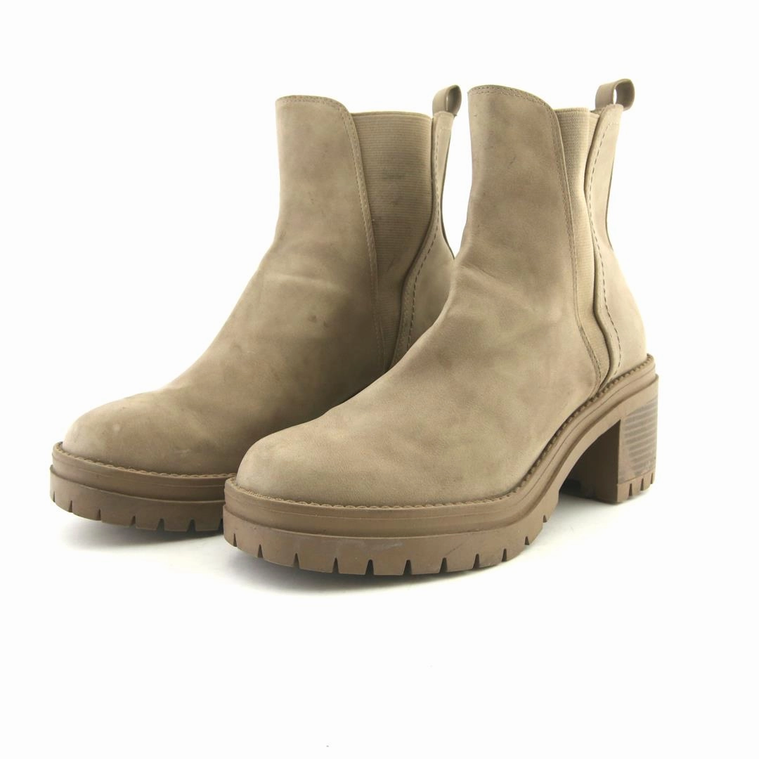 Genuine Leather Casual Shoes MIA .