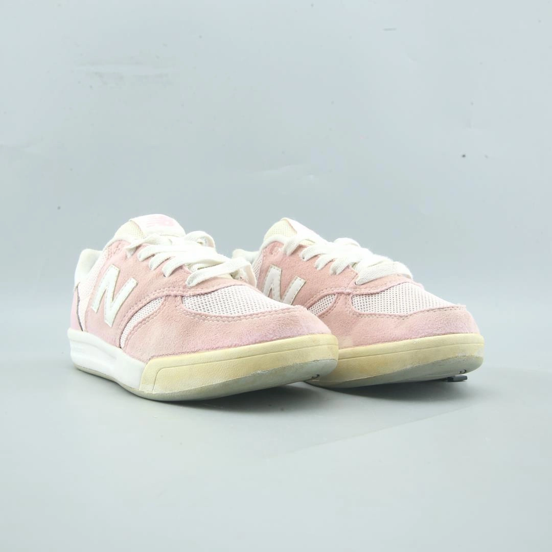 New Balance White Womens Shoes NEW BALANCE 300