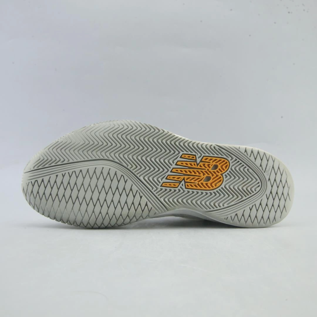 New Balance 801 NEW BALANCE 520V7