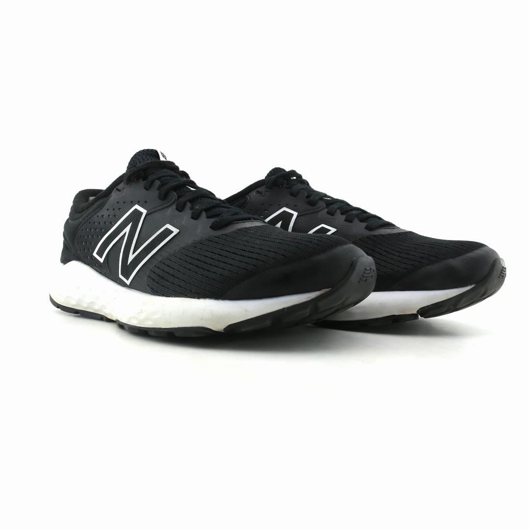 New Balance White Cream NEW BALANCE 520V7