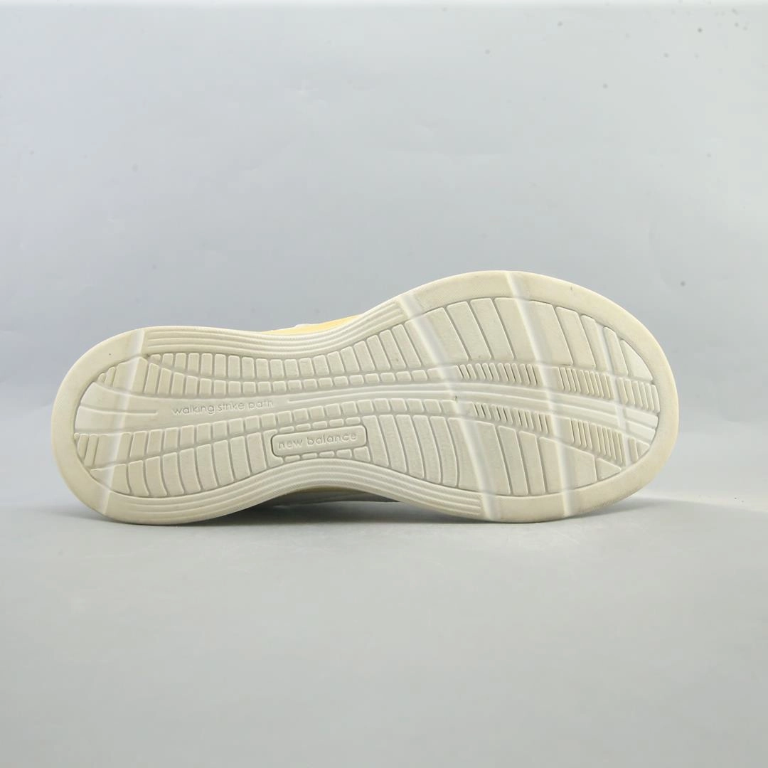 NEW BALANCE 577 Women New Balance Trail Running Shoes