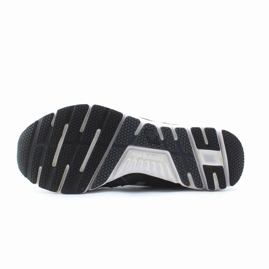 NEW BALANCE 630V5 New Balance Carbon Plate Shoe