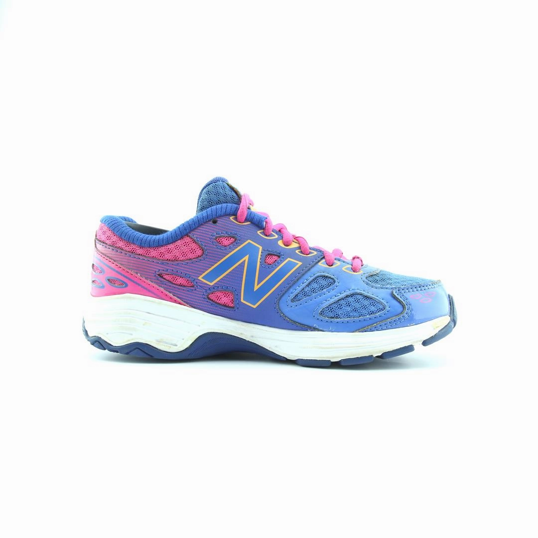 NEW BALANCE 680V3 New Balance 880 Running Shoe