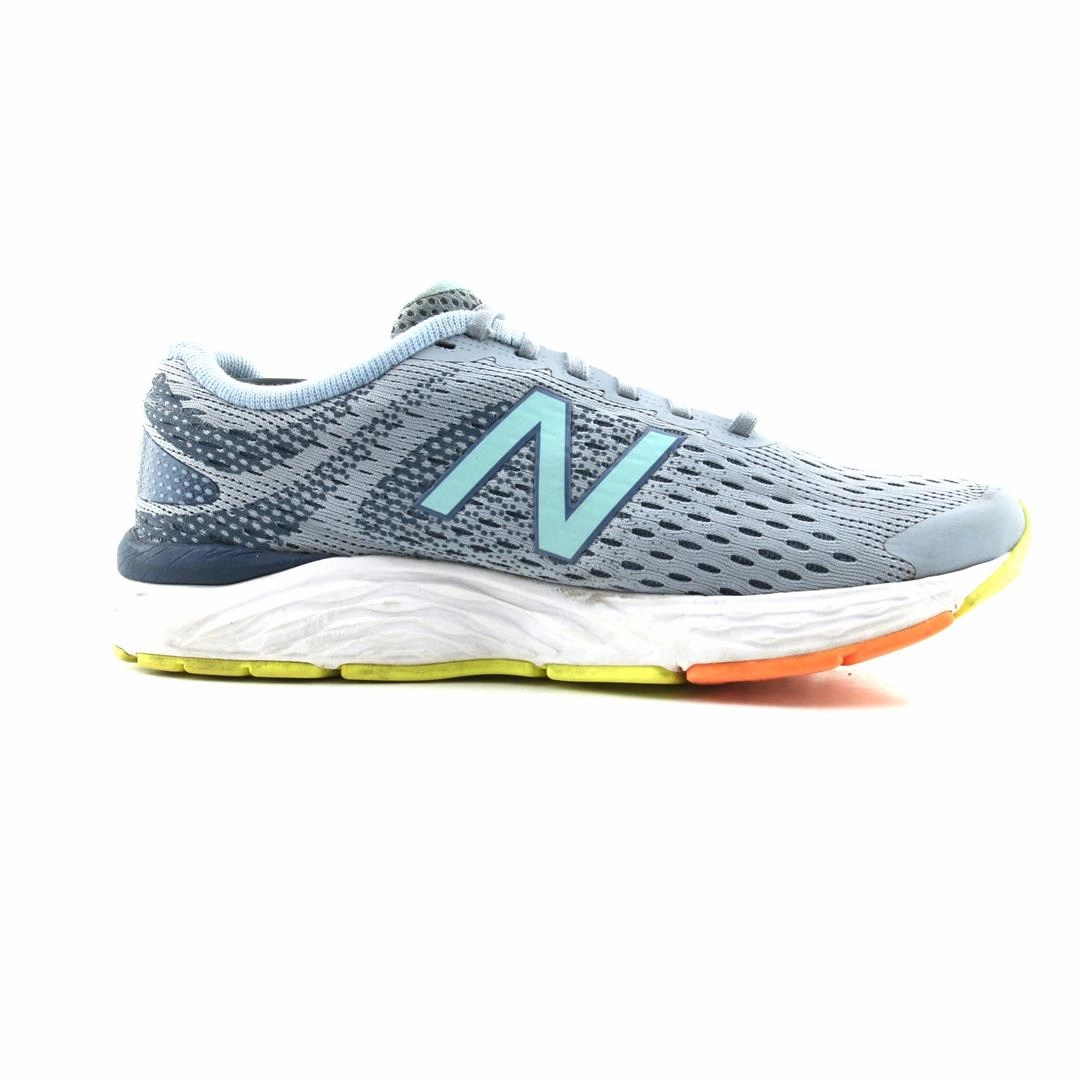 New Balance Barefoot Sneakers NEW BALANCE 680V6