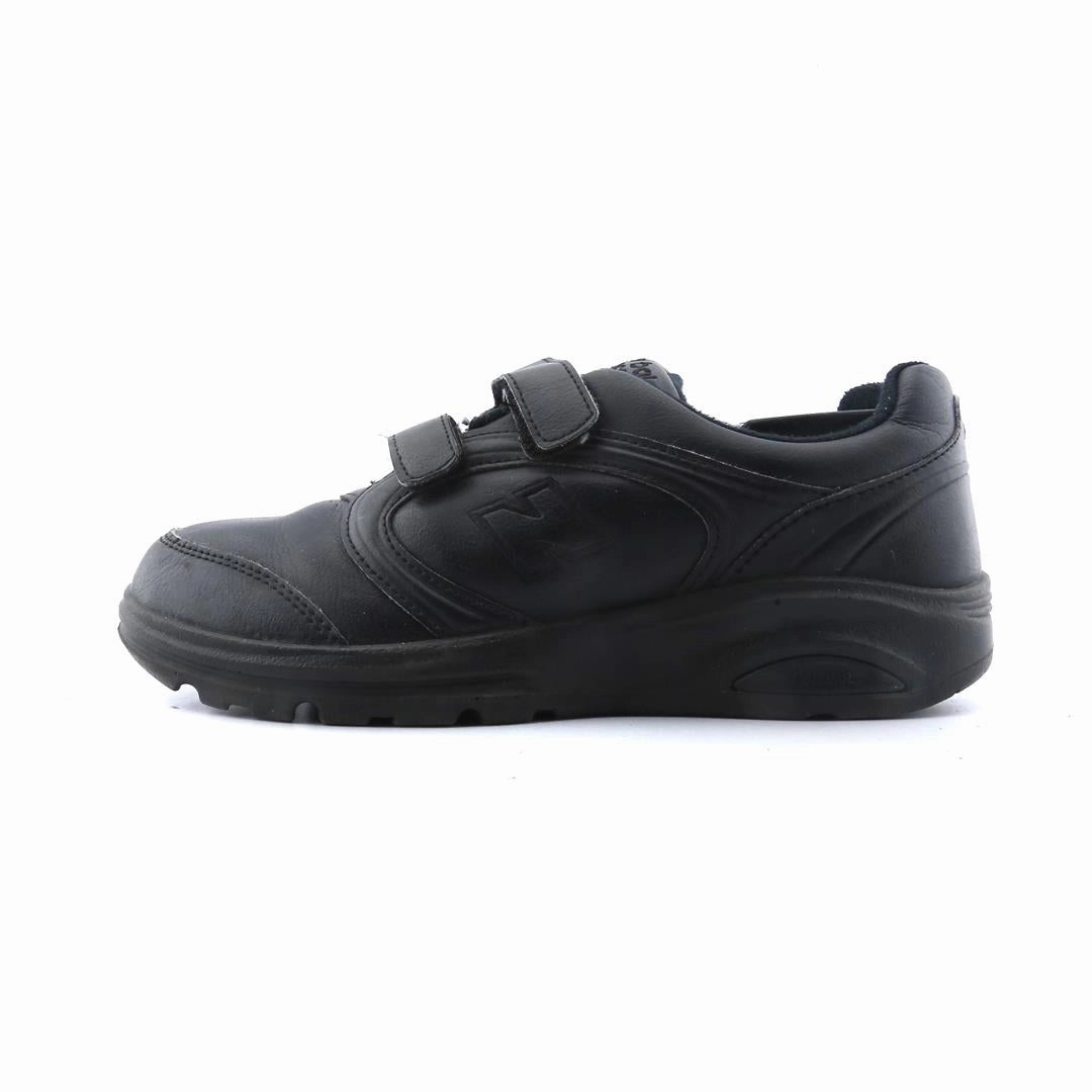 New Balance Basketball Shoes Men NEW BALANCE 812