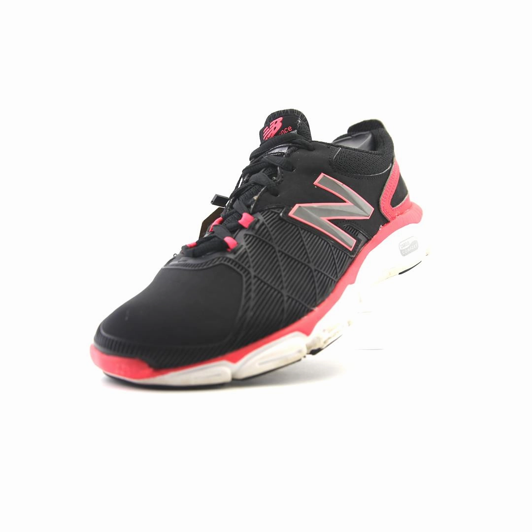 New Balance Fresh Foam Women's Shoes NEW BALANCE 813V3