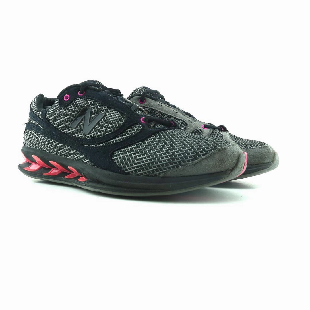 New Balance 327 Womens Sneakers NEW BALANCE 850