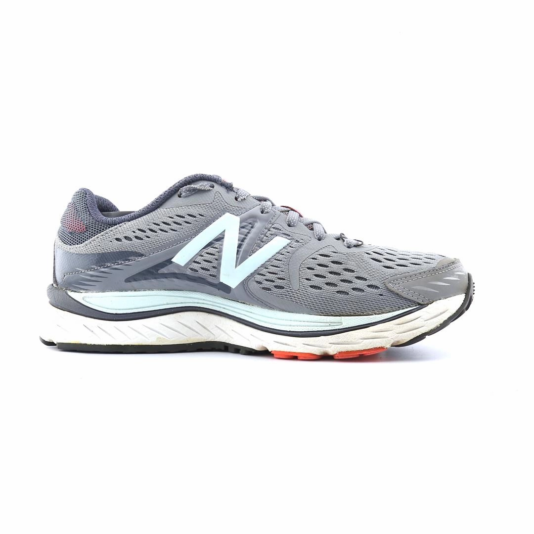 New Balance 200r NEW BALANCE 880V6