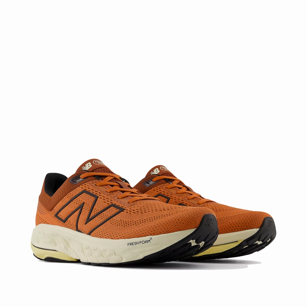 New Balance Men's Fresh Foam X 860v14 Sneaker in Infield Clay with Relic Brown and Black