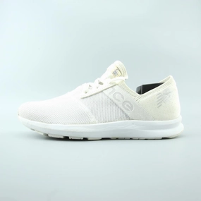 New Balance 9060 Green And White NEW BALANCE NERGIZE