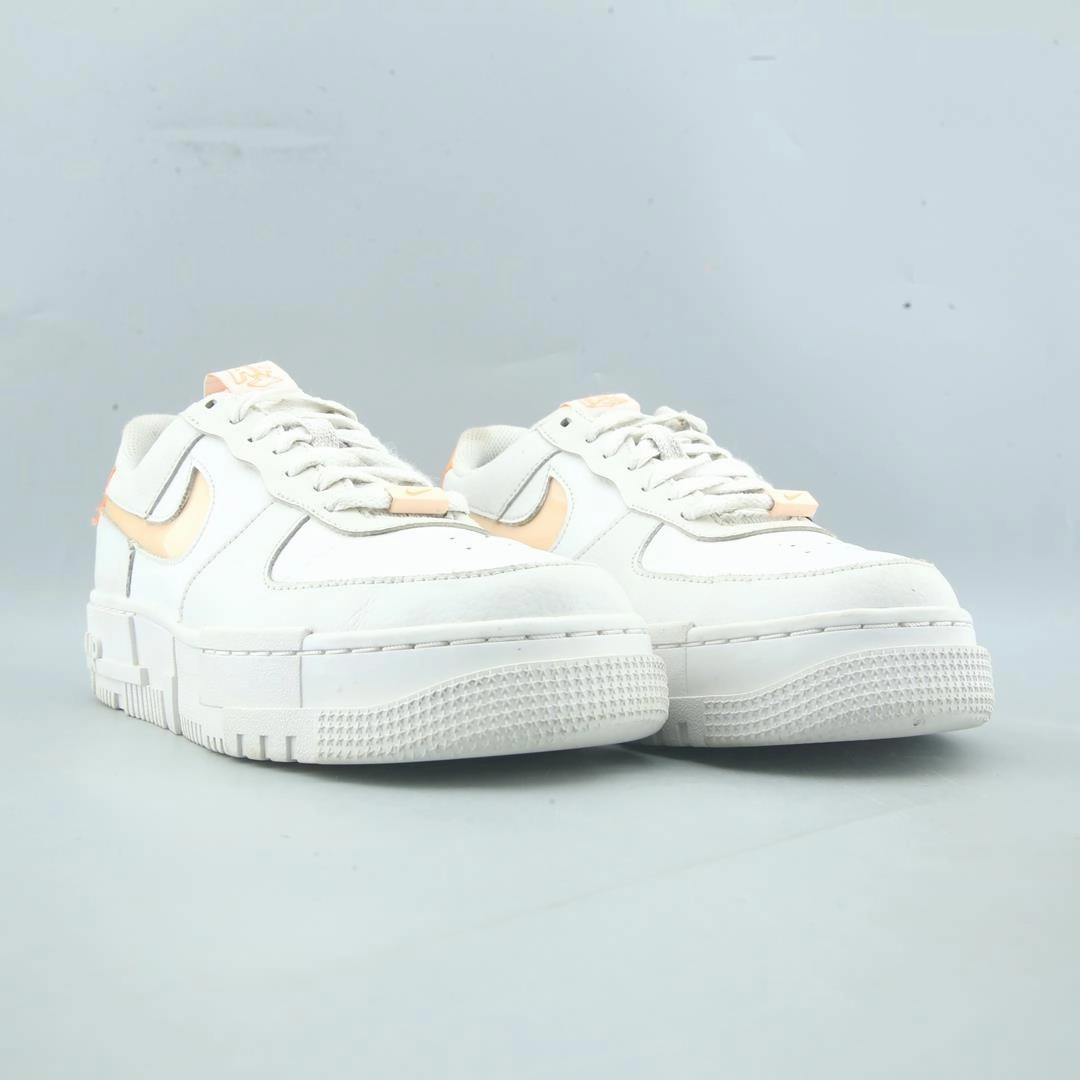 Casual Shoes For Wide Flat Feet NIKE  AIR FORCE 1 LOW PIXEL